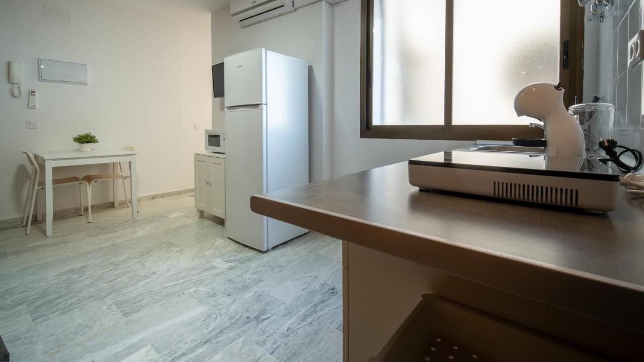 Conjunto De Apartamentos Antiguo Palacio Hotel Paris Huelva Zewnętrze zdjęcie
